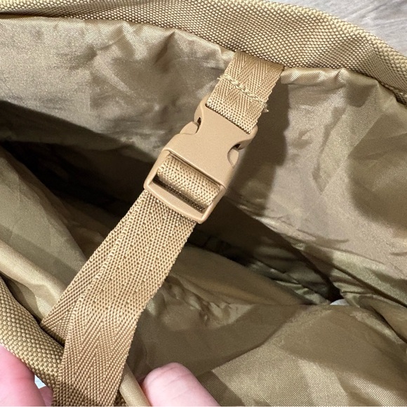 NWT! Barts Amsterdam khaki brown tan backpack - Picture 2 of 8